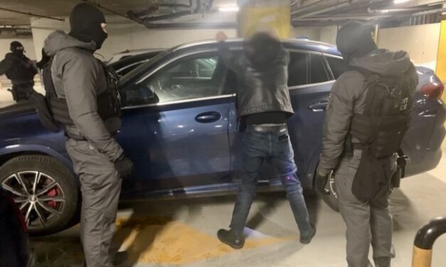 Zatrzymano grupę przestępczą zajmującą się oszustwami finansowymi i praniem pieniędzy