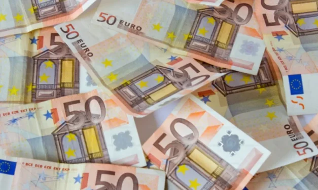 Sklepy i restauracje o powierzchni do 50 mkw. będą musiały płacić 6 razy więcej według nowej taryfy