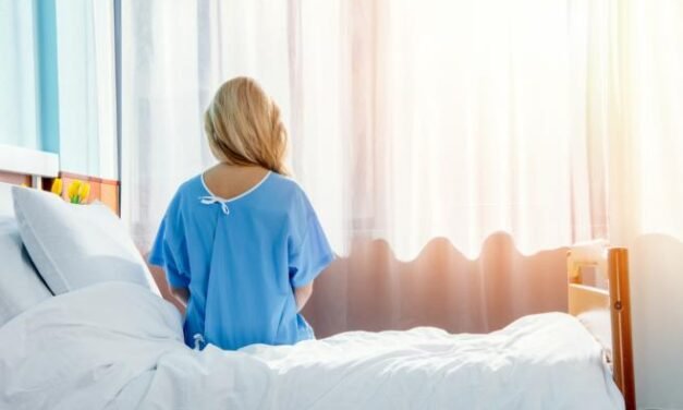 Poniżenie, przemoc i złe warunki: państwo nie dba o chorych psychicznie