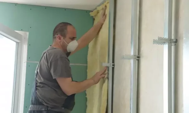 NRA ostrzega fachowców budowlanych przed deklarowaniem dochodów