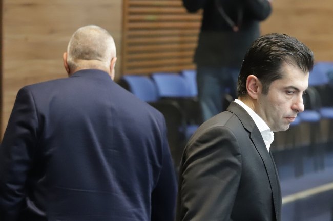 PP oskarża partię rządzącą o tworzenie „raju korupcyjnego”