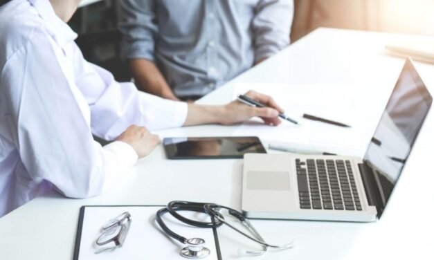 Ważne dla pacjenta: Przygotowywane są zmiany w kartach zdrowia