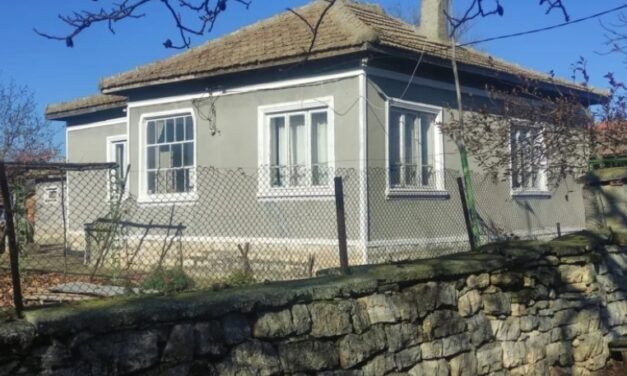 26,950 EUR – dom 22 km od morza