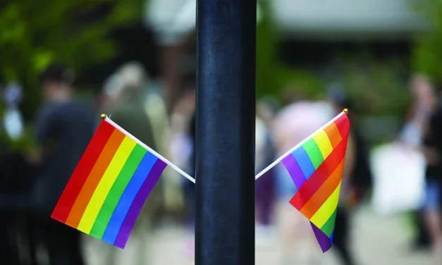 Węgry oficjalnie zakazały marszu Pride 140 głosami „za”