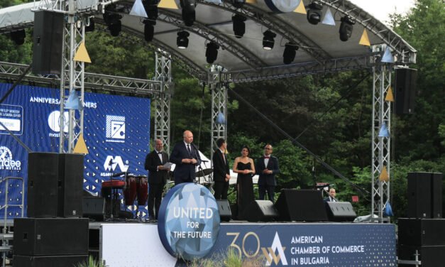 Żeliazkow: Wierzę, że we współpracy ze Stanami Zjednoczonymi i Europą naród bułgarski i przedsiębiorstwa osiągną swoje marzeni