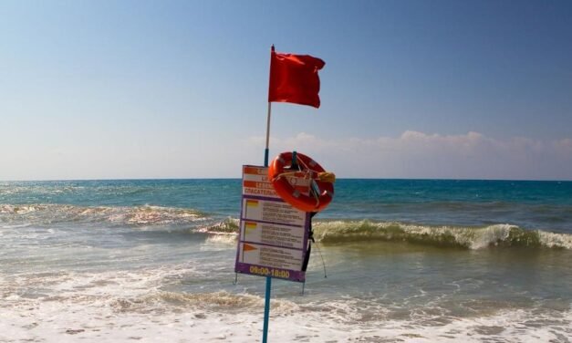 UWAGA NA NIEBEZPIECZEŃSTWA NAD MORZEM CZARNYM