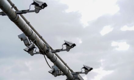 Kierowcy w niebezpieczeństwie – od 30 000 do 60 000 samochodów porusza się bez „OC