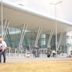 Opóźnieni pasażerowie złożyli fałszywe powiadomienie o podłożeniu bomby, aby zdążyć na samolot